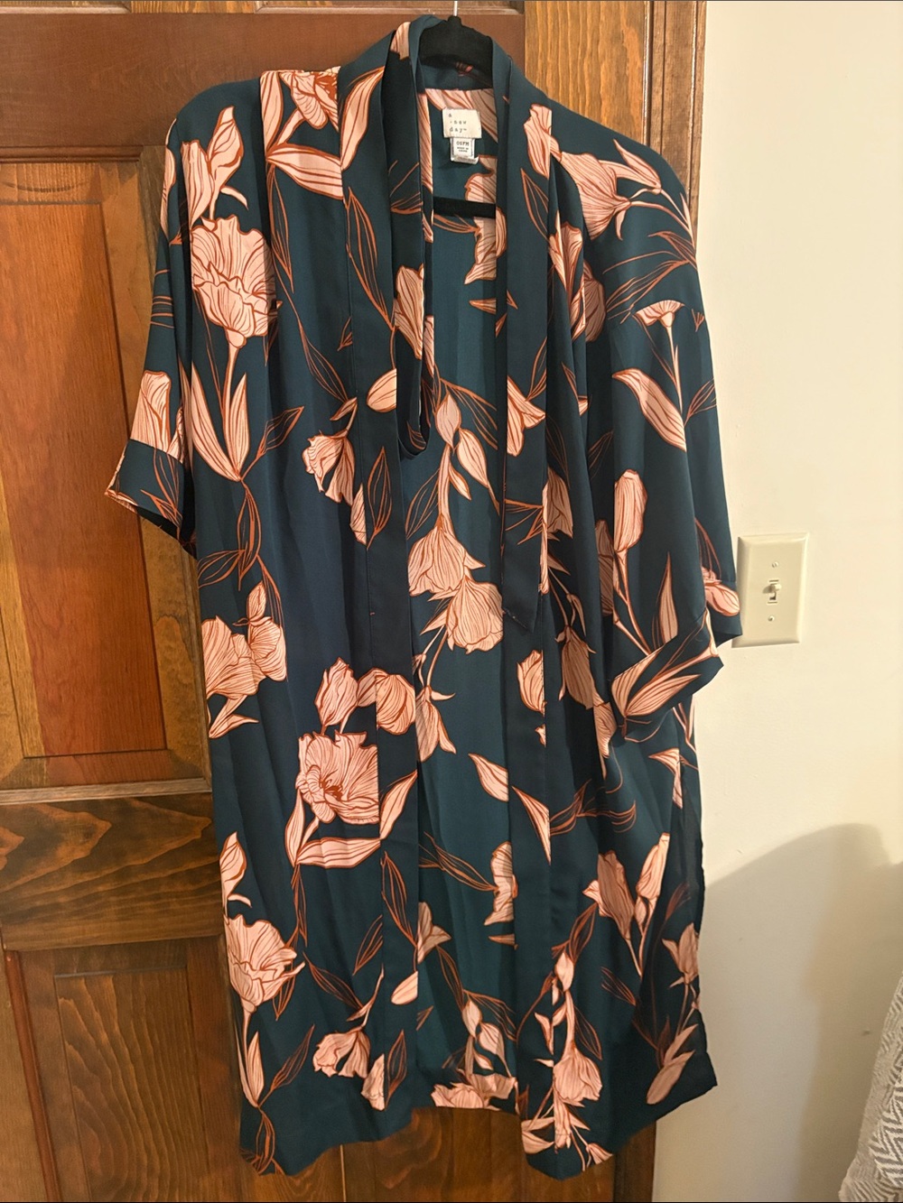 A new day kimono - Teal with Pink Floral
